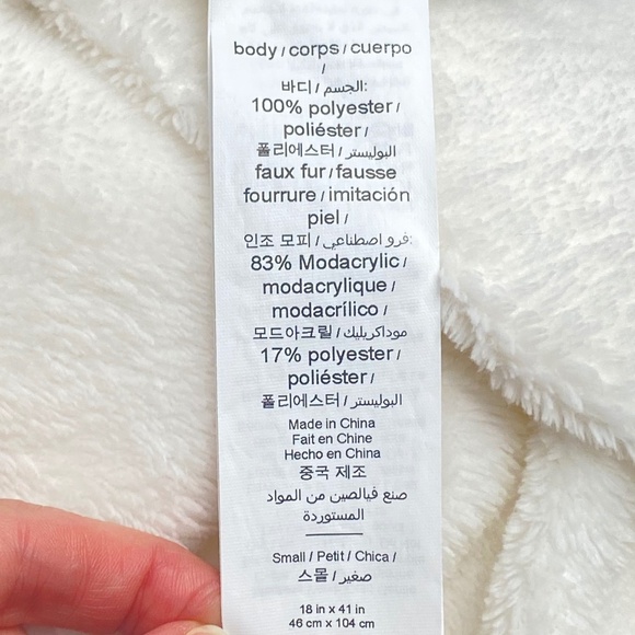 POTTERY BARN Faux fur Ombré Hooded Robe in Gray Size Small - Picture 5 of 8